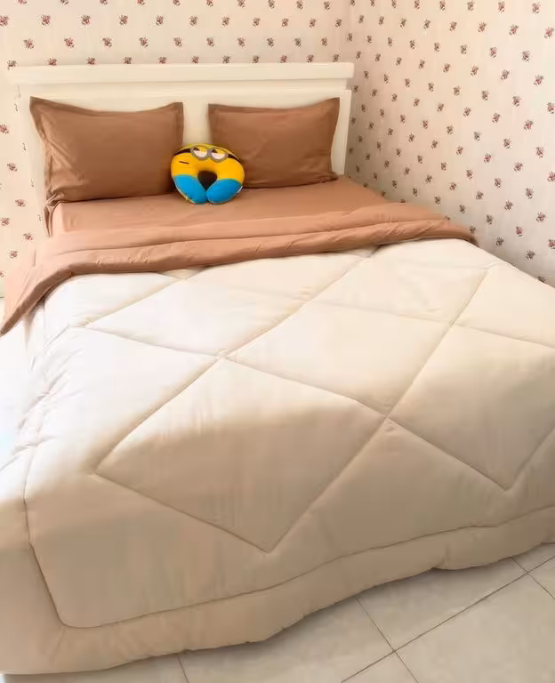 روتختی میکرو هتلی ساده رنگی کرم و نسکافه ای