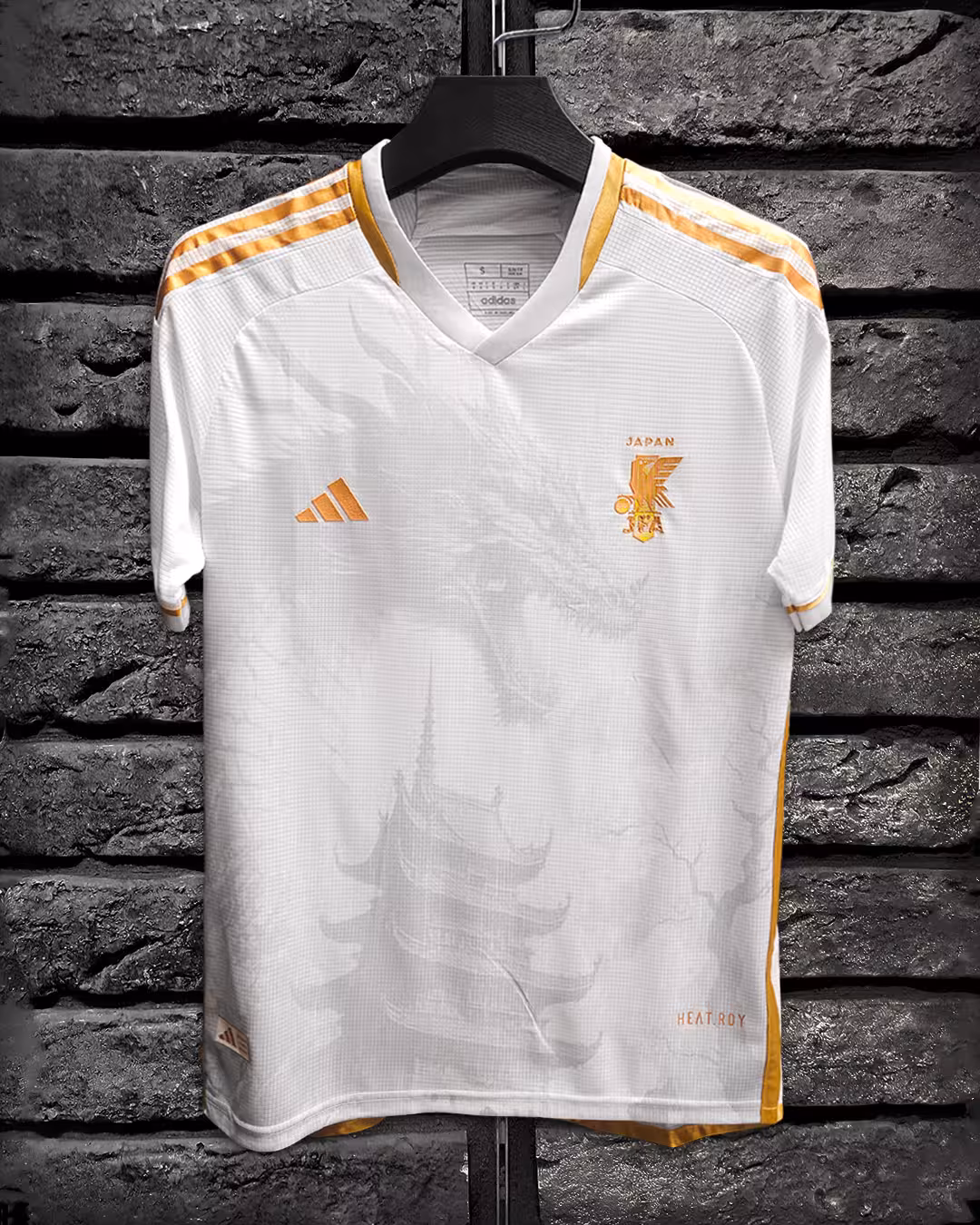 لباس کانسپت سفید ژاپن پلیری