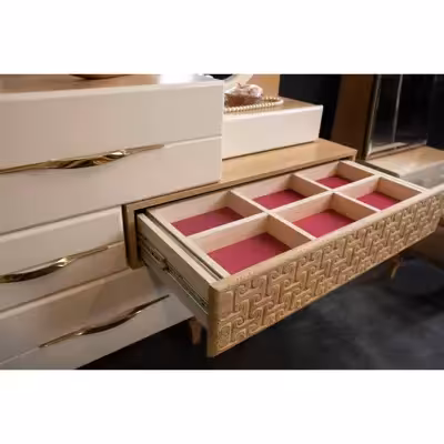 میز آرایش کد 212