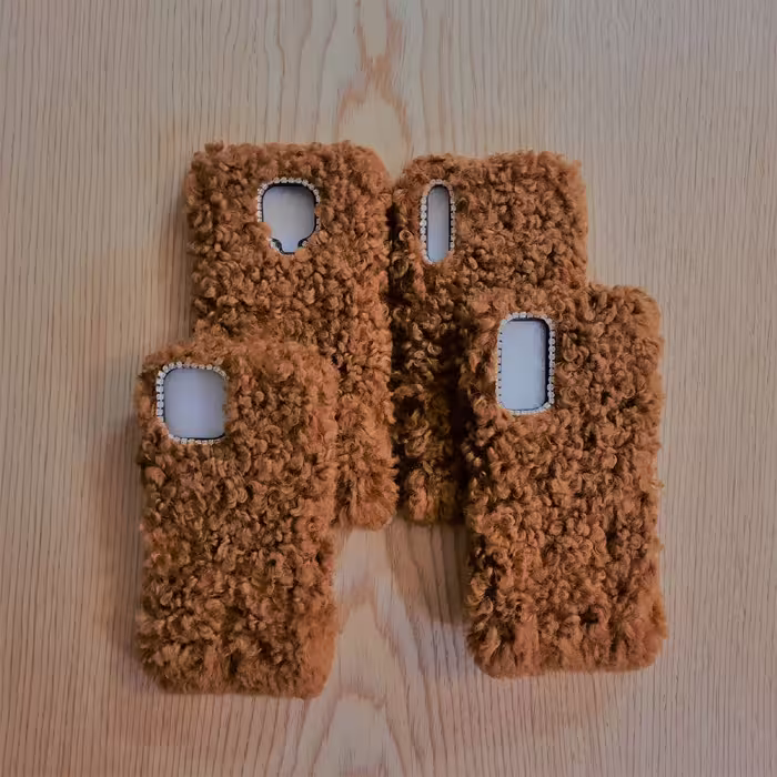 کاور مدل پشمالو مناسب برای گوشی موبایل سامسونگ Galaxy j4