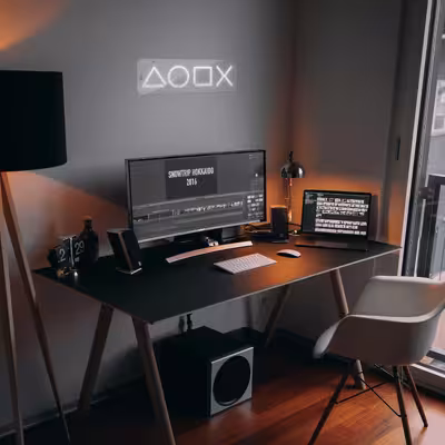 چراغ دیواری نئون دیزاین طرح Ps-Keys-GL_WHT