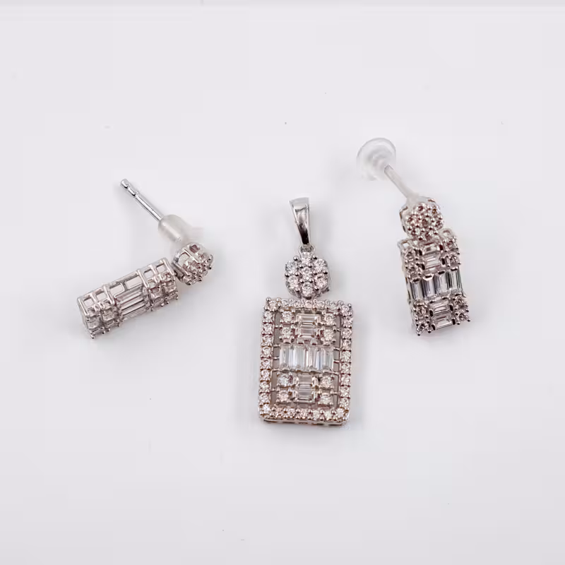 نیم ست نگین دار طلا