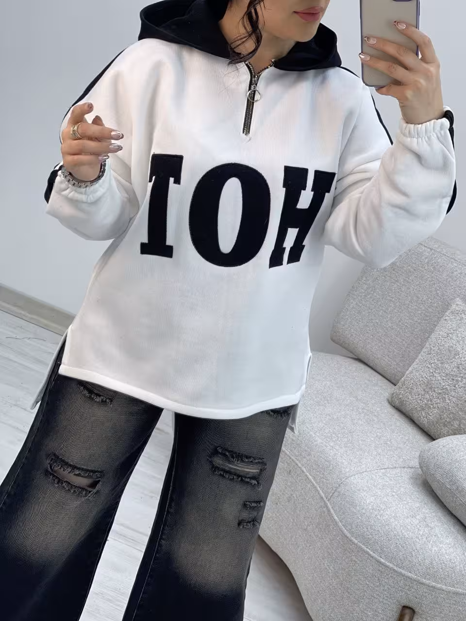 هودی دورس کلاهدار نیم زیپ طرح HOT سایز فری 38 تا 46.رنگ مورد نظر در قسمت توضیحات نوشته شود