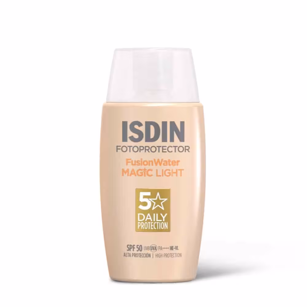 ضد آفتاب فیوژن واتر مجیک ایزدین رنگ لایت