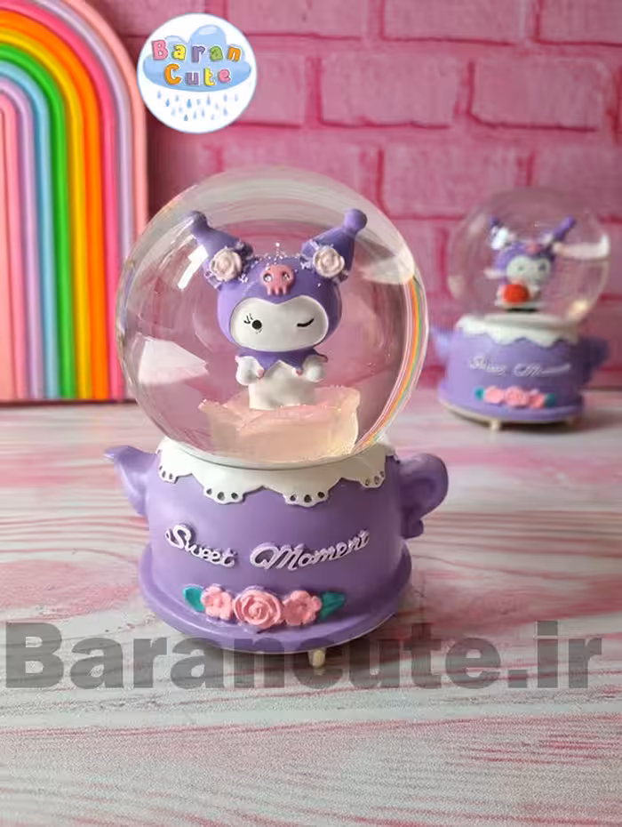 گوی موزیکال پمپی برفی چراغ دار سایز بزرگ طرح کورومی روی گل رز