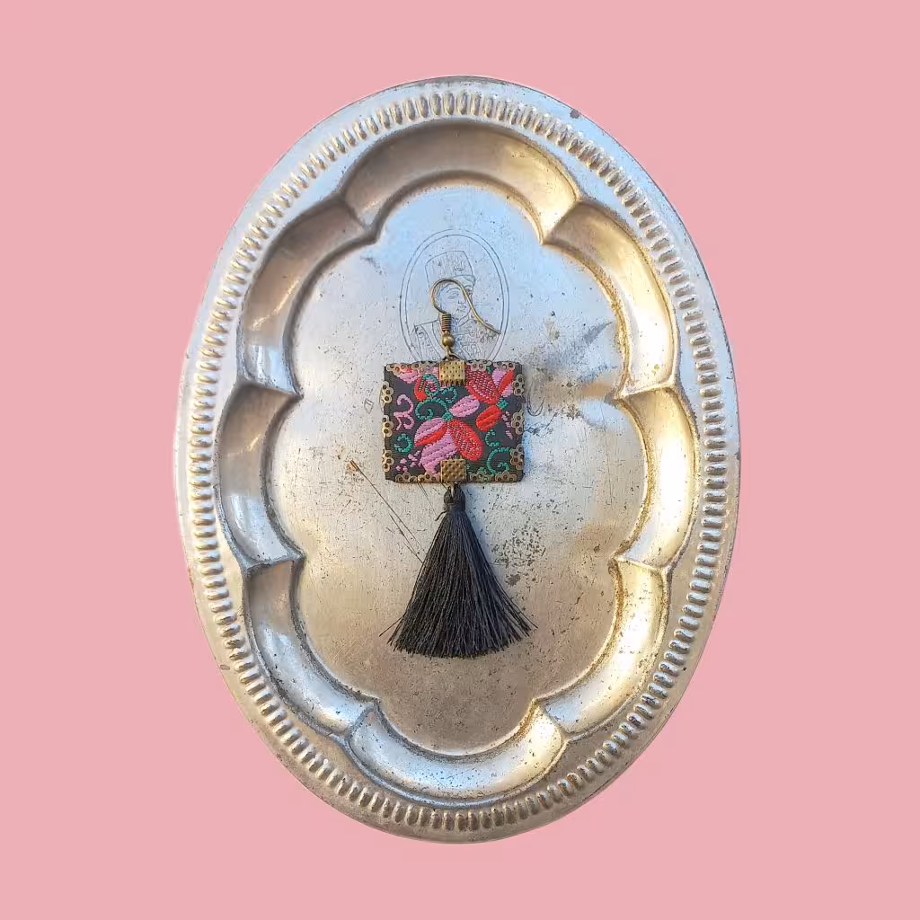 گوشواره پارچه ای