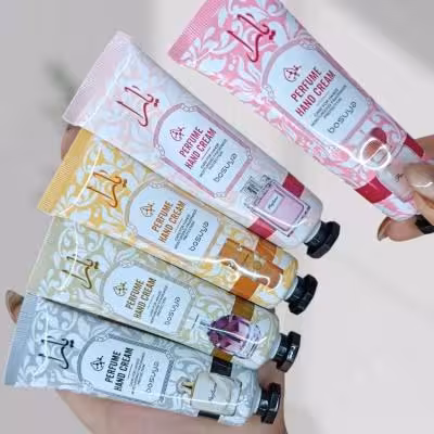 کرم مرطوب‌کننده دست و صورت مینی یارا – همراه همیشگی پوستت (30 میل)