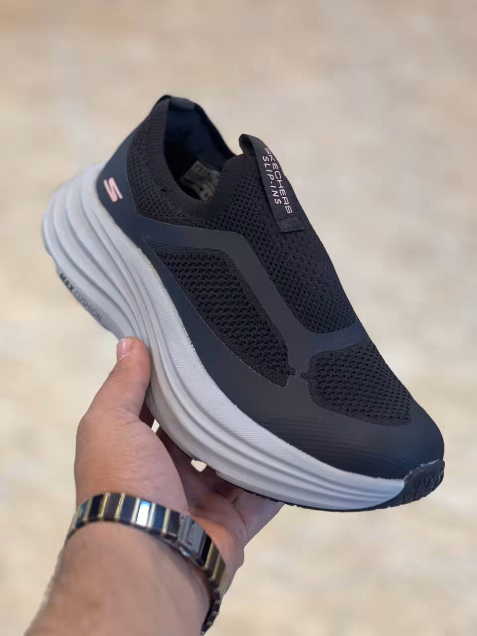 کتونی اسکچرز مدل Max Cushioning Slip-Ins | سایزبندی 37تا40