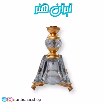 پایه هرمی بزرگ طلایی