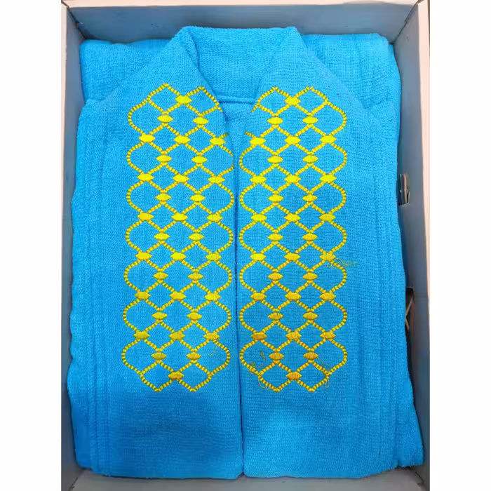 حوله پالتویی کتان گلدوزی سایز 125 رنگ ابی فیروزه ای