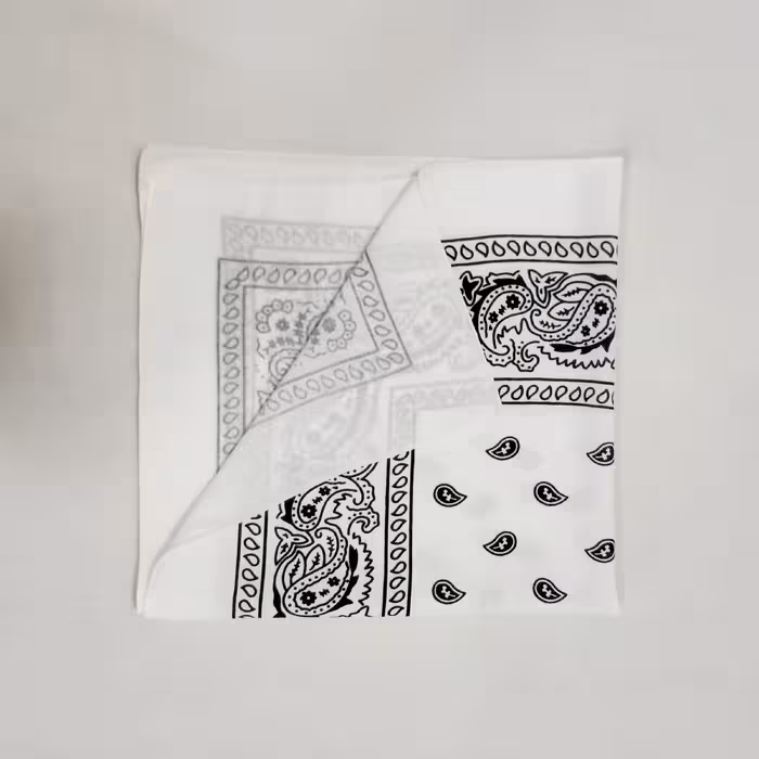 دستمال سر و گردن مدل باندانا بته جقه  01