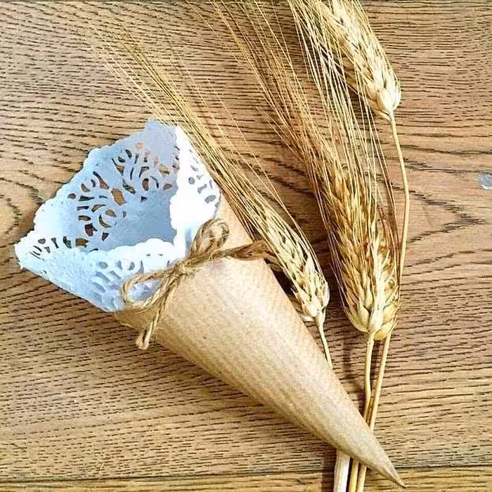 کاغذ شیرینی پزی مدل گل ریز کد 9.0 مجموعه 30 عددی