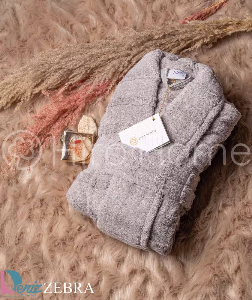 حوله تن پوش هیرو طرح سالوینو رنگ فیلی