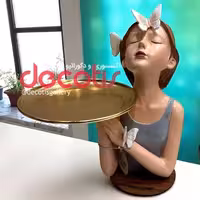 مجسمه دختر پروانه ای سینی به دست