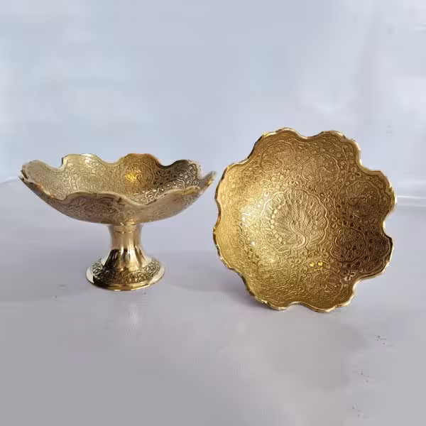 کاسه برنجی هندی ارتفاع 10cm قطر 14cm کد 110265