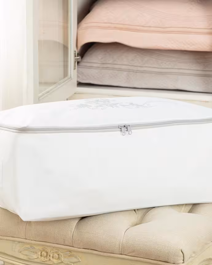 باکس لباس مادام کوکو طرح Çiçek Beyaz سایز 52X28X21