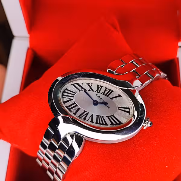 ساعت مچی زنانه کارتیر بیضی بند استیل نقره ای (Cartier)