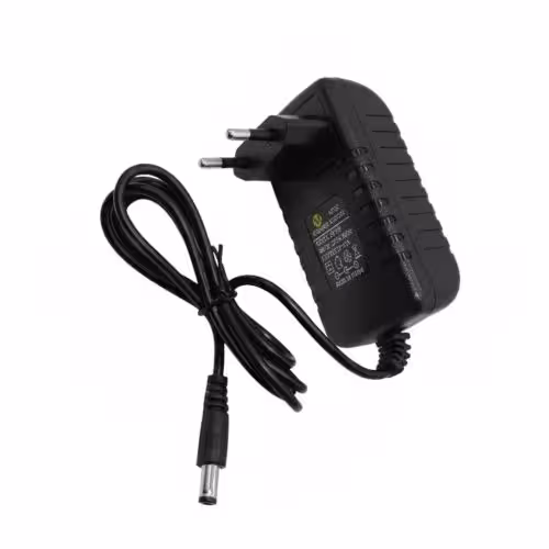 آداپتور دیواری 5 ولت 3 آمپر برند مدیانور MDIANOOR