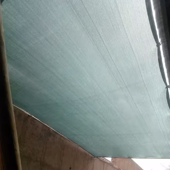 شید سایبان 80درصد 6 در 4 دور دوزی شده همراه با حلقه نصب