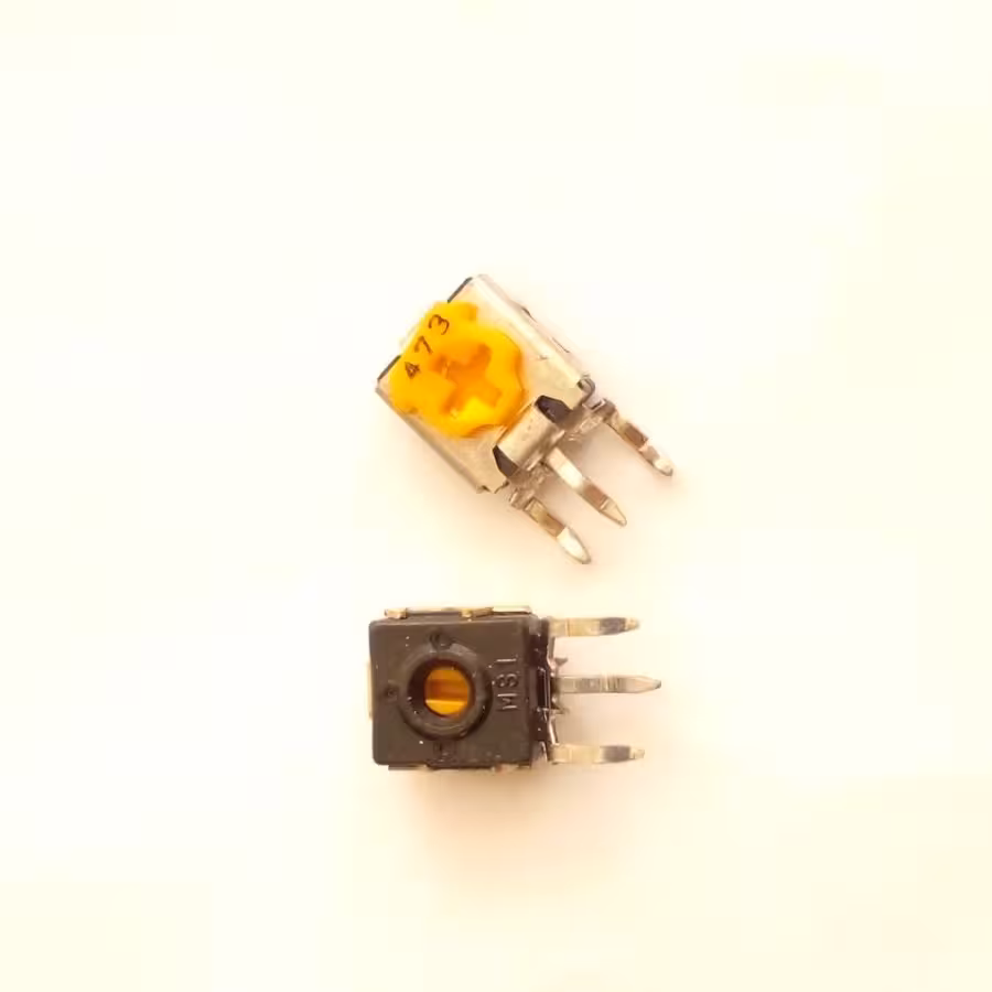 پتانسیومتر 47کیلو اهم ایستاده Pot 47K Ohm ( بسته بندی 100 عددی)