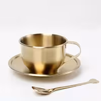 ست فنجان و نعلبکی طلایی به همراه قاشق