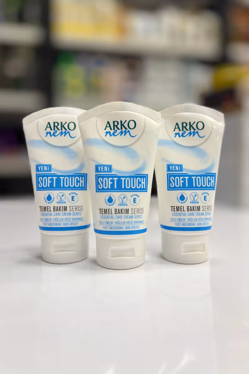 کرم مرطوب کننده تیوپی آرکو soft touch