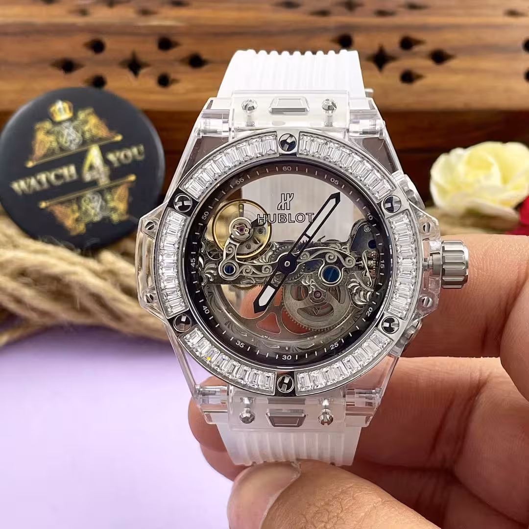 ساعت اسپرت دور نگین اتوماتیک هابلوت Hublot