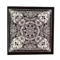 دستمال سر و گردن طرح اسکلت 5