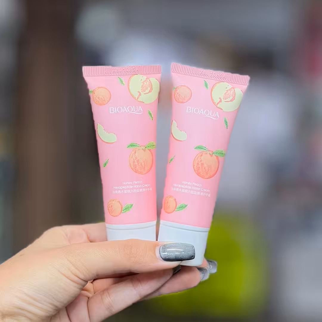 کرم مرطوب کننده دست هلویی بیواکوا bioaqoa