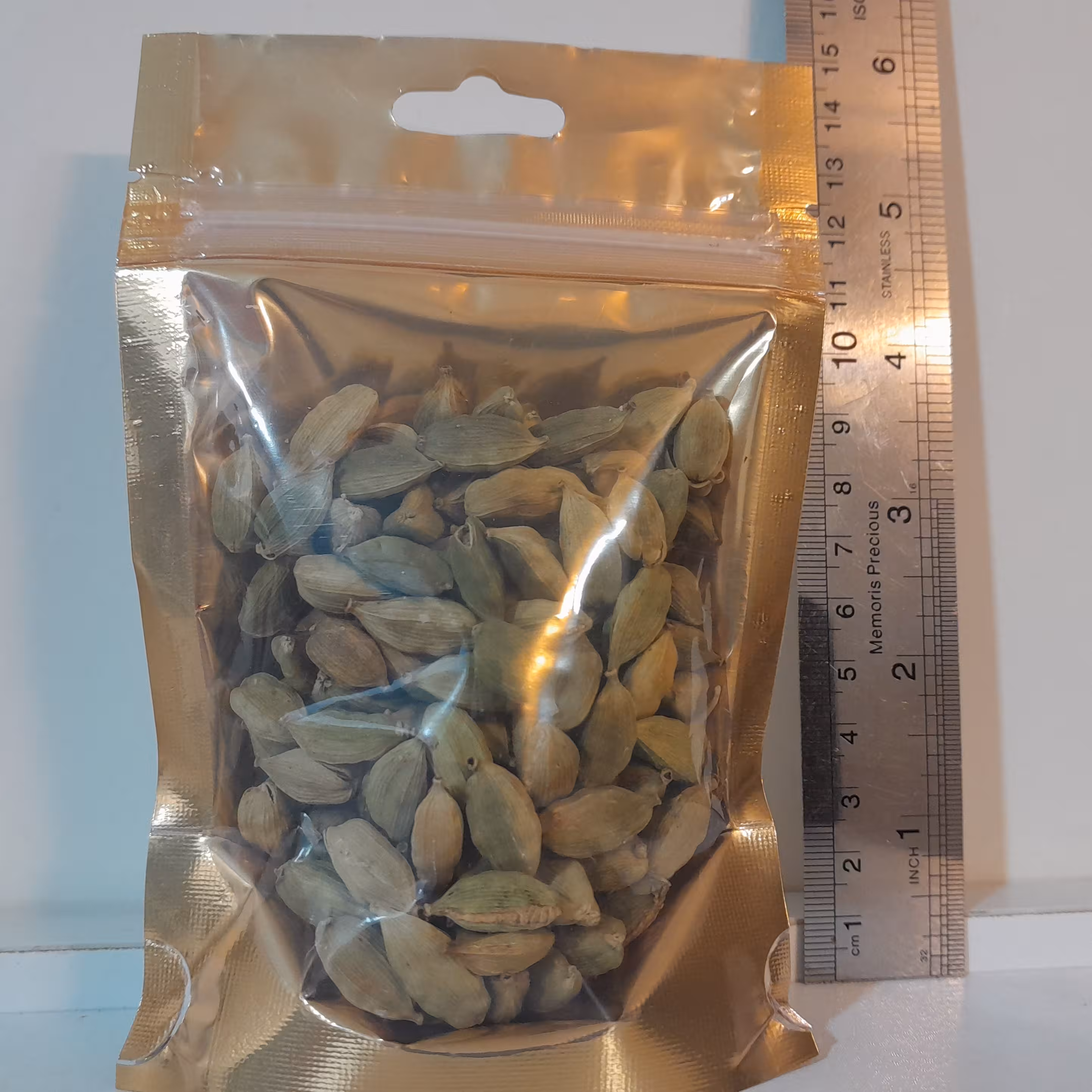 هل سبز درجه یک دانه درشت معطر(42 گرم)