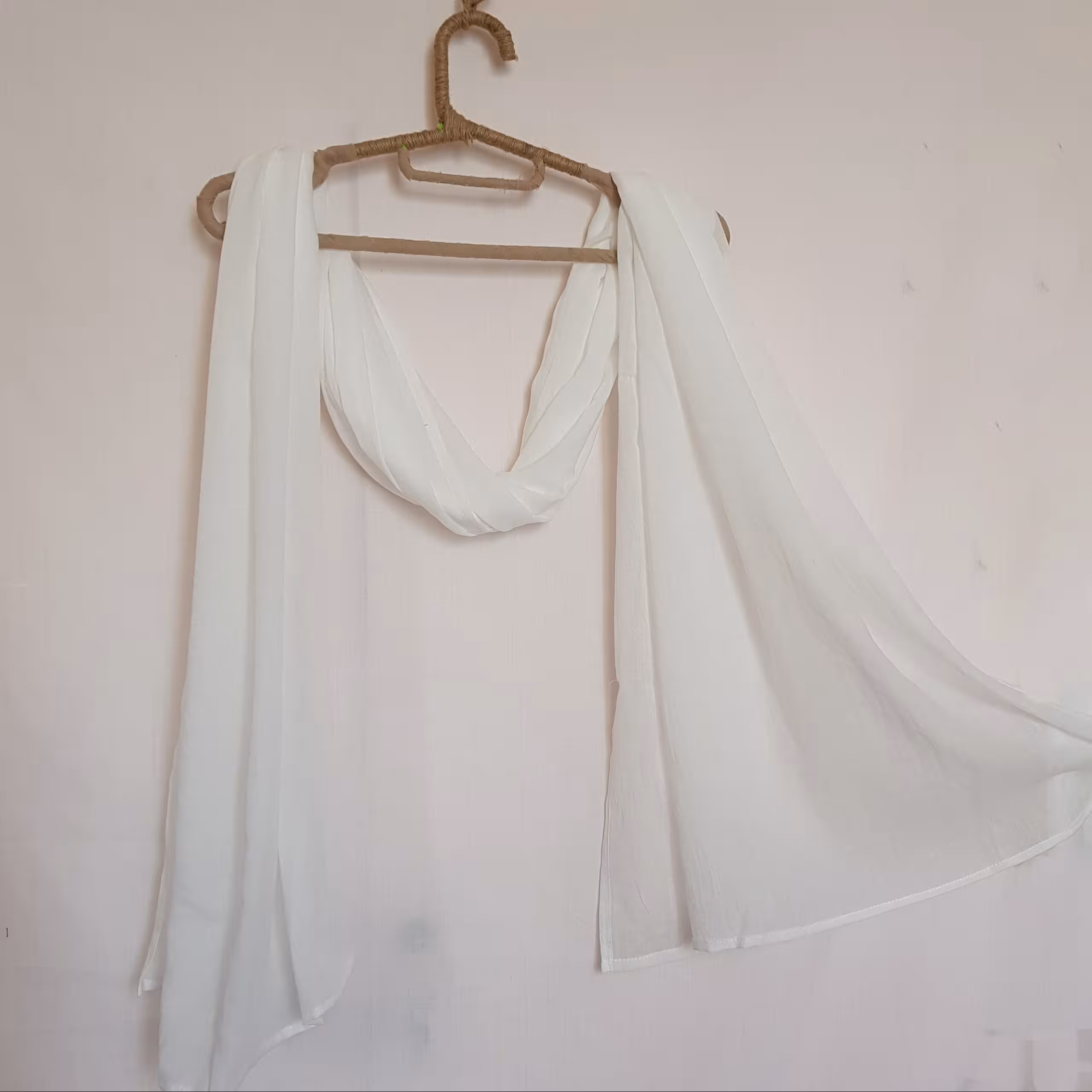 شال نخی سفید ساده