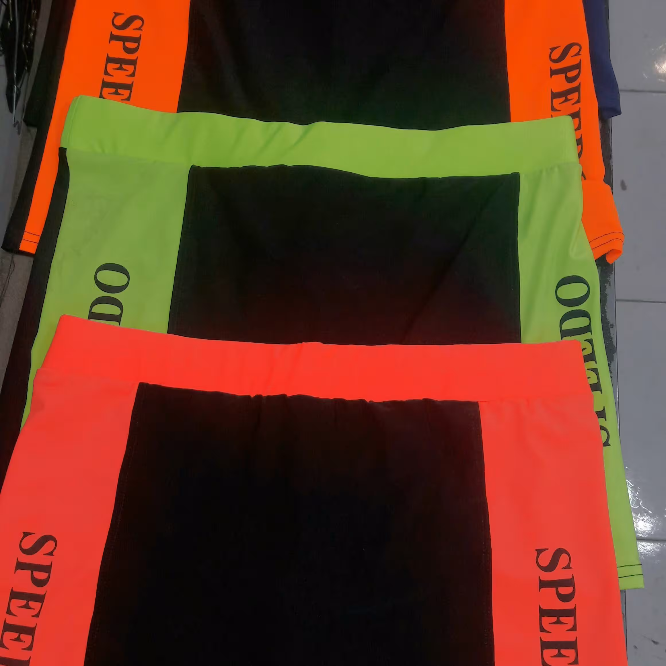 شورت پا دار مایو استخری پارچه اصل قواصی و قواره دار بهترین محصول برای آقایان