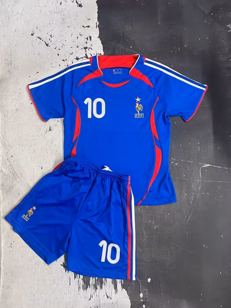 کیت اول بچه گانه فرانسه 2006 (چاپ زیدان)