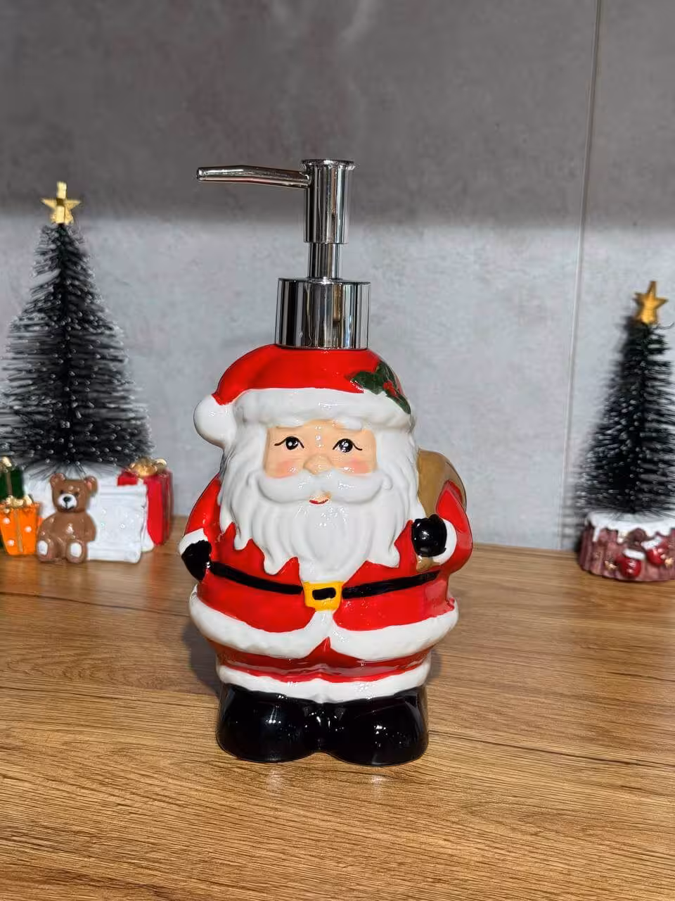 جامایع پمپی بابانوئل کریسمس