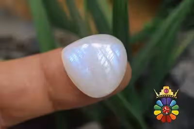 سنگ ماه رنگین کمانی(لابرادوریت سفید)