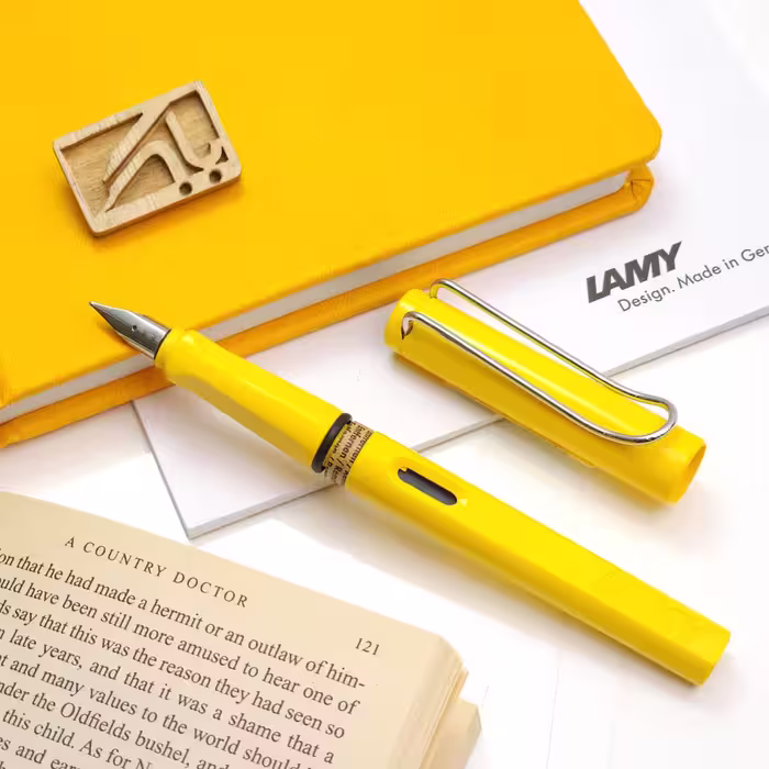 لامی خودنویس سافاری زرد LAMY SAFARI FOUNTIAN PEN Yellow 18