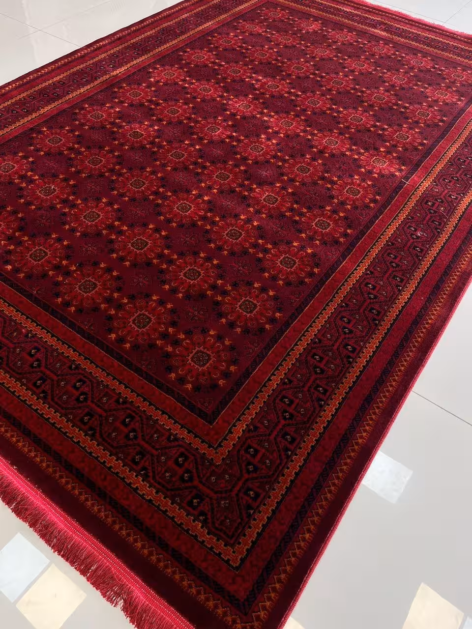 فرش لاکی 700شانه کاشان  تراکم 2100