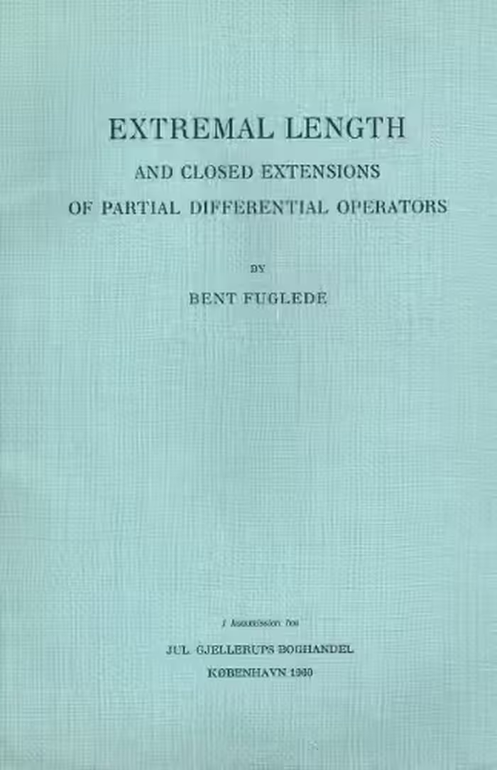 خرید و دانلود نسخه کامل کتاب Extremal Lengths and Closed Extensions of Partial Differential Operators