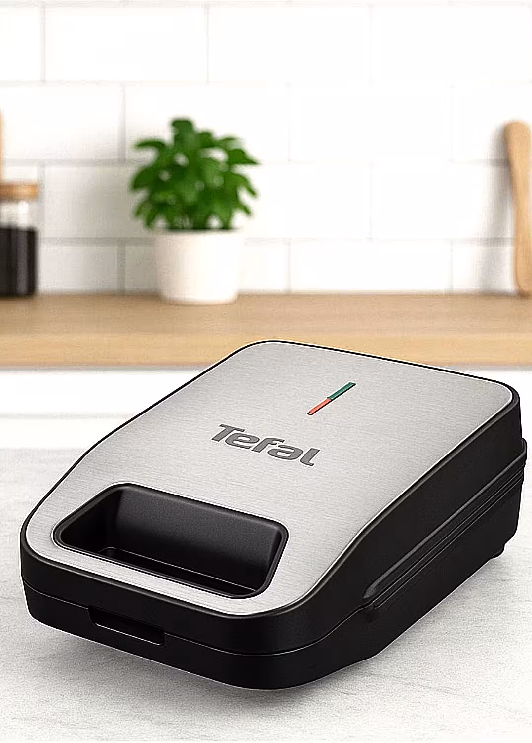 ساندویچ ساز تفال مدلTL-7052(لیبل برجسته تفال روی دستگاه)(ضمانت اصالت کالا) باقدرت 1600 وات بسیار باکیفیت(ارسال فوری)پرداخت درمحل)