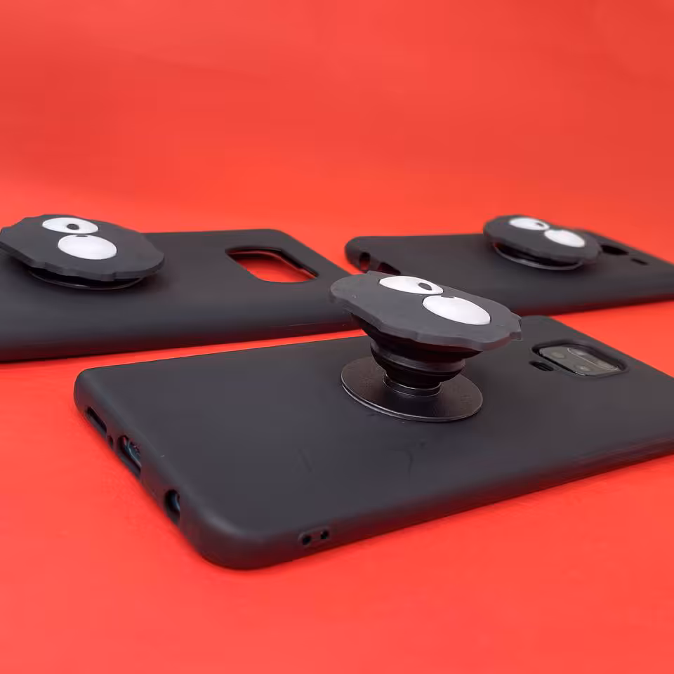 کاور مدل هپل میکروب مناسب برای گوشی موبایل سامسونگ Galaxy A10 به همراه پاپ سوکت