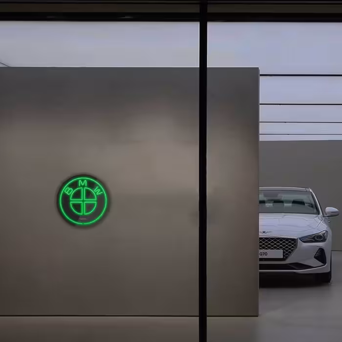 چراغ دیواری نئون دیزاین طرح Bmw-BL_GR 