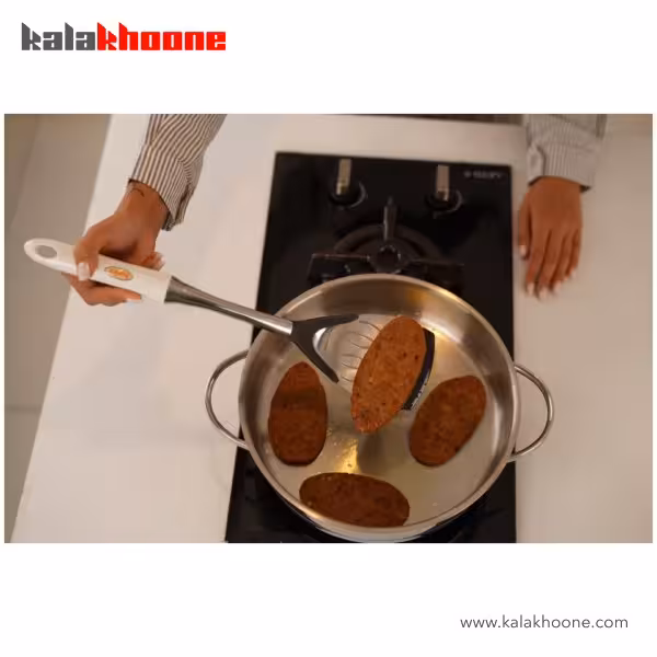 کفگیر شیاردار باریکو