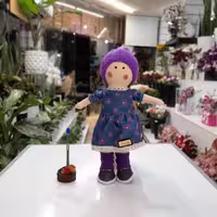 عروسک روسی دختر بنفش