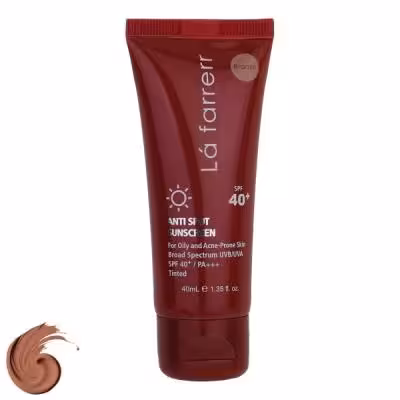 کرم ضد آفتاب رنگی لافارر مدل SPF40، مناسب پوستهای چرب، حجم 40 میلیلیتر