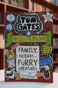Tom Gates 12: Family, Friends and Furry