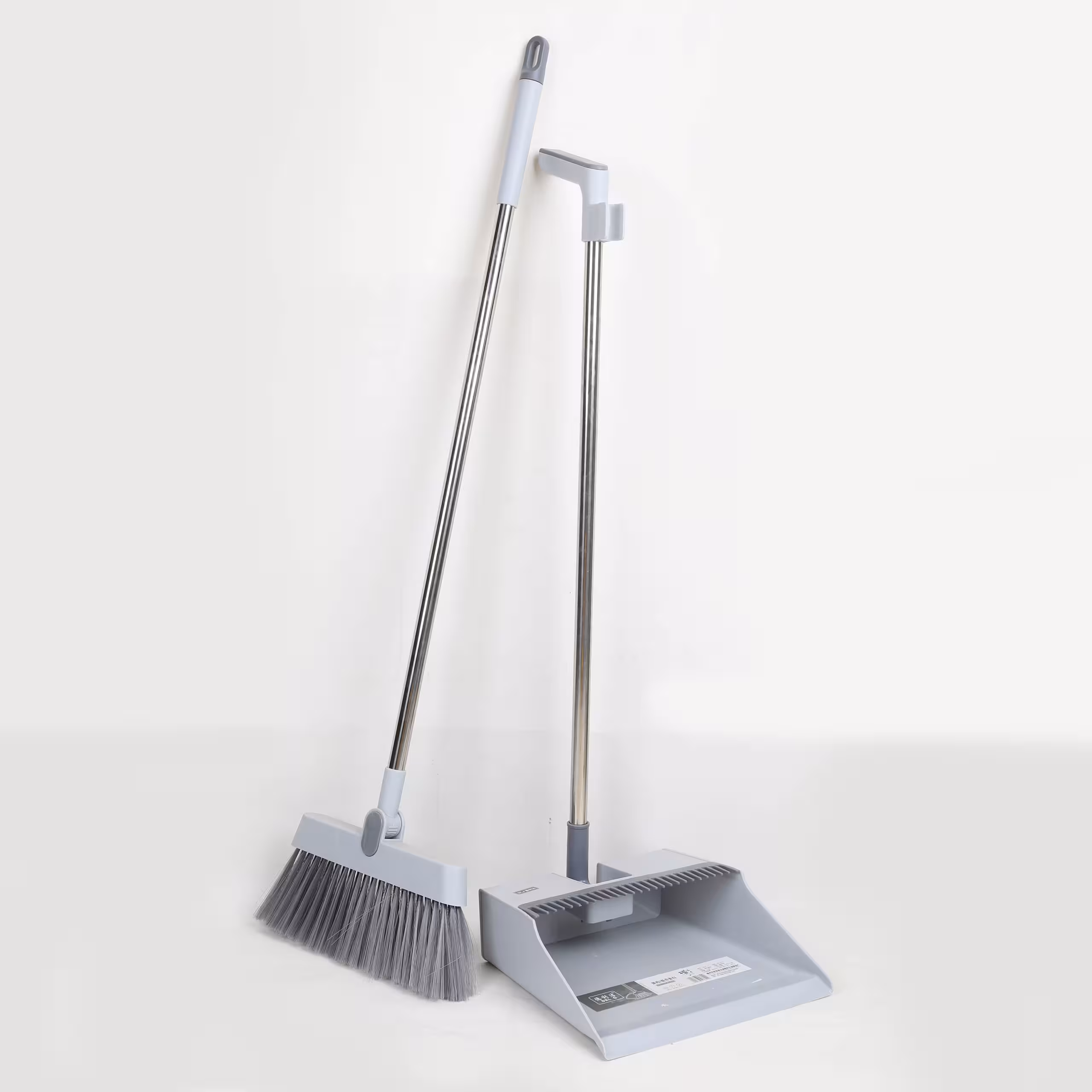 جارو و خاک انداز