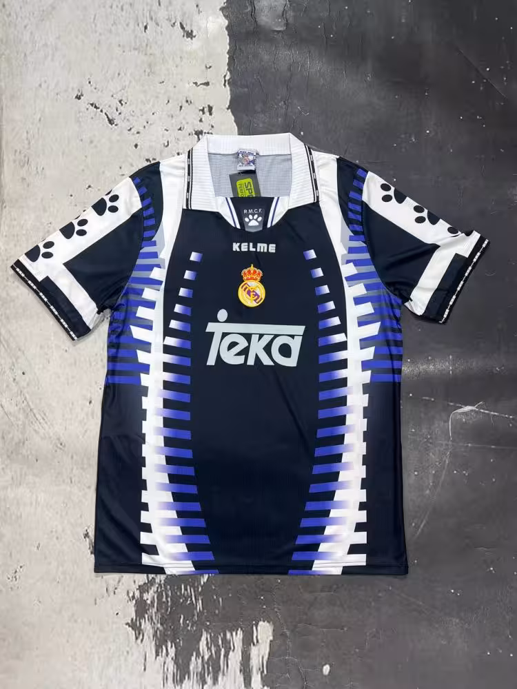 لباس سوم رئال مادرید 1997-1998