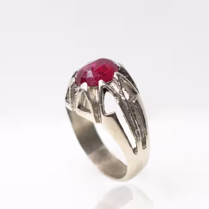 انگشتر نقره مردانه با سنگ یاقوت سرخ کد 5372