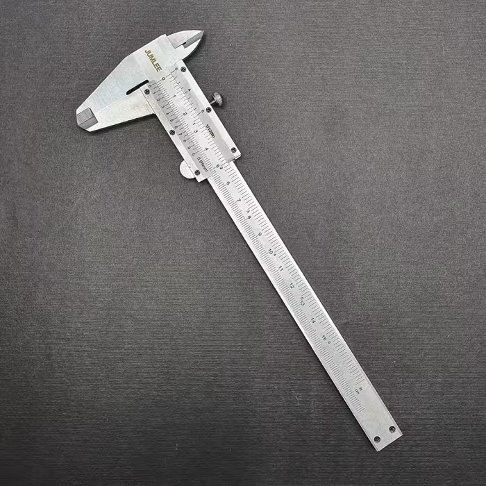 کولیس جاملی کد 15Cm گستره 0-150 میلیمتر 