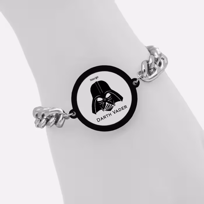 دستبند ناکسیگو مدل Darth Vader کد BZ7723